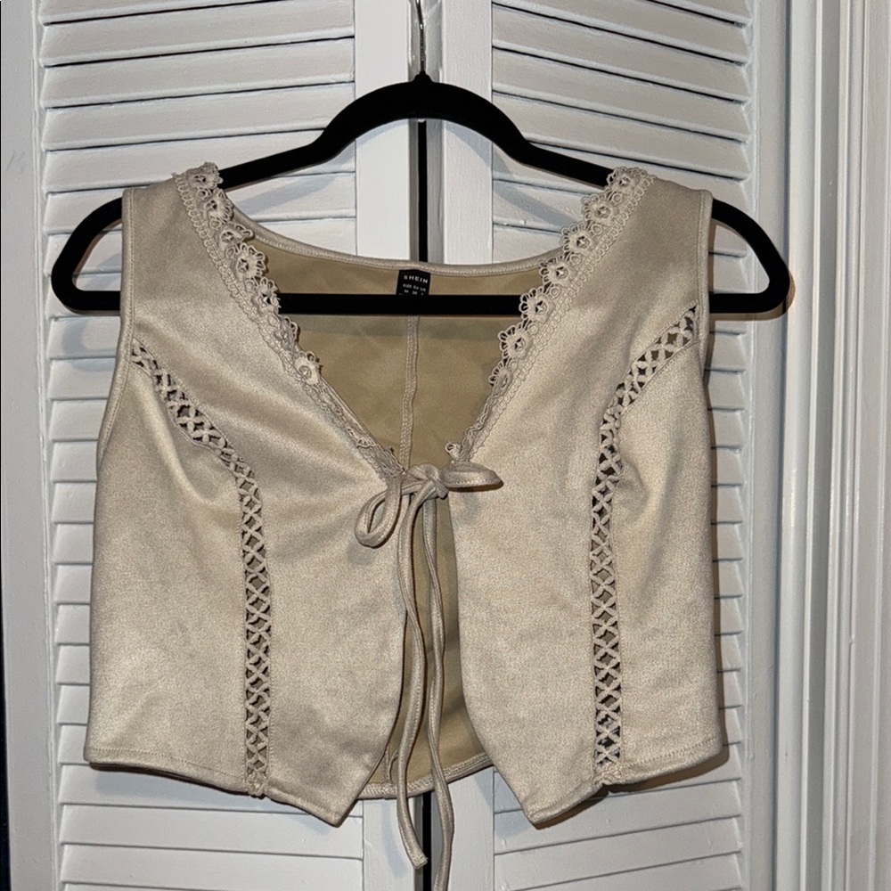 SHEIN Cream Lace-Up Vest Top